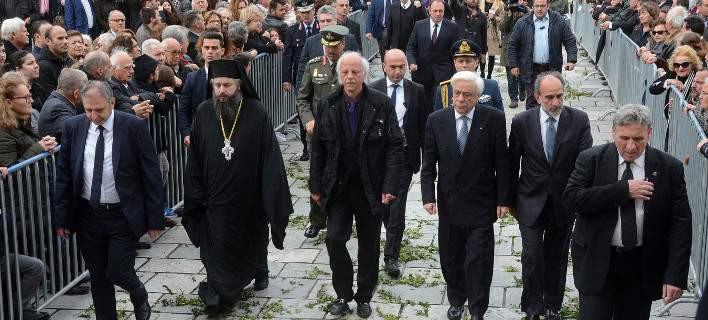 Στη λιτάνευση της ιερής εικόνας του Αγίου Ανδρέα στην Πάτρα ο Προκόπης Παυλόπουλος [εικόνες]